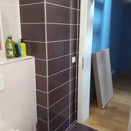 Apartment Lovely Private In Loft Foetz